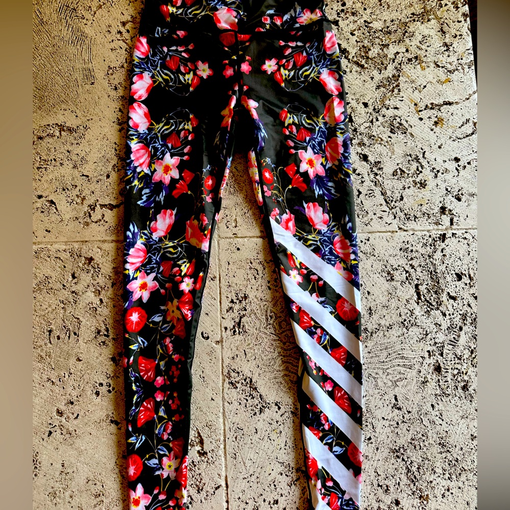 Floral workout leggings